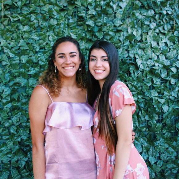 Meet your Posher, Cady - Picture 3 of 6